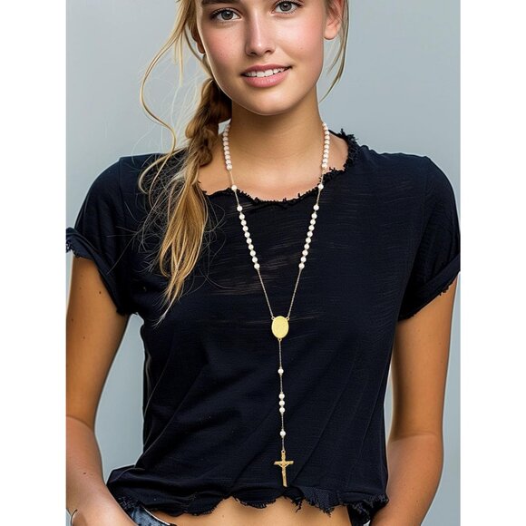 Personalized Rosary with Picture Custom Rosary Beads Catholic Necklace for Women - Picture 3 of 9